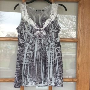 Apt. 9 sleeveless top